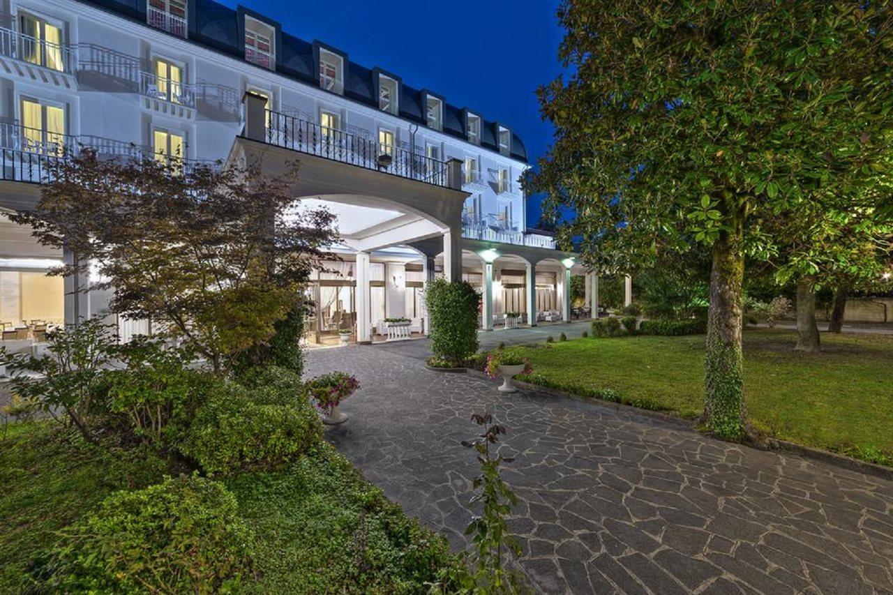 Hotel Excelsior Terme أبانو تيرمي المظهر الخارجي الصورة